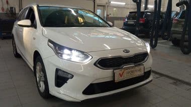 KIA Ceed 2019 года, 128 896 км - вид 2