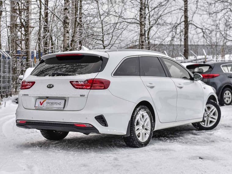 KIA Ceed 2019 года, 128 896 км - вид 2
