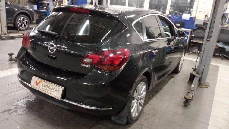 Opel Astra, 2012 - вид 2