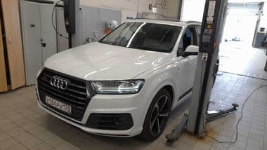 Audi Q7 2016 года, 256 662 км - вид 1