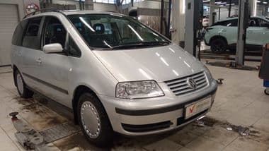 Volkswagen Sharan 2003 года, 290 000 км - вид 2