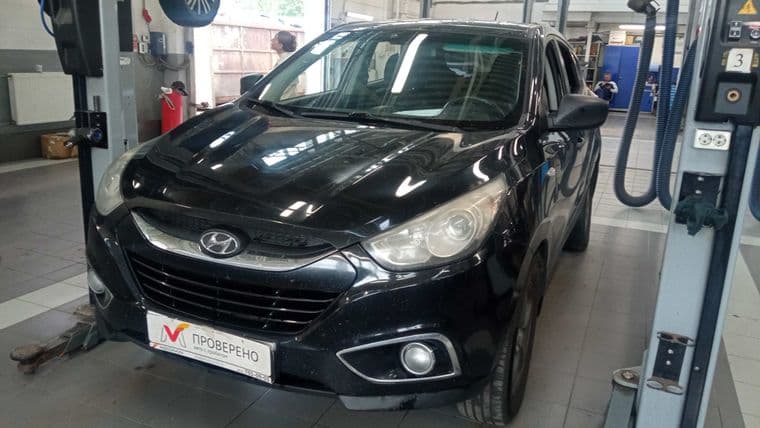 Hyundai ix35 2011 года, 266 000 км - вид 1