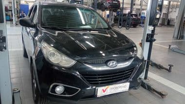 Hyundai ix35 2011 года, 266 000 км - вид 2