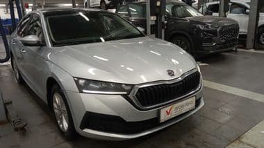 Skoda Octavia 2021 года, 292 435 км - вид 2