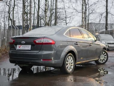 Ford Mondeo 2011 года, 233 719 км - вид 2