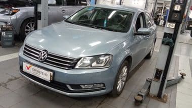 Volkswagen Passat 2013 года, 74 358 км | VIN 48400 - вид 1