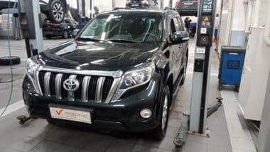 Toyota Land Cruiser Prado 2014 года, 319 437 км - вид 1