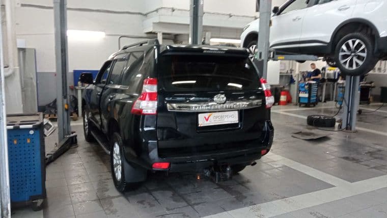 Toyota Land Cruiser Prado, 2014 - вид 3
