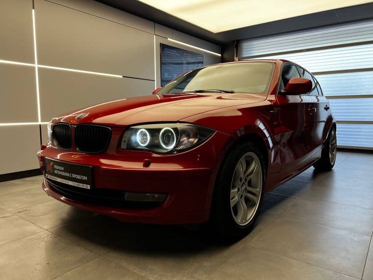 BMW 1 серия 2011 года, 252 418 км - вид 1