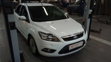 Ford Focus 2011 года, 192 000 км - вид 2