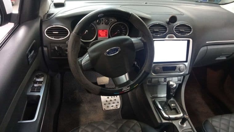 Ford Focus, 2011 - вид 4