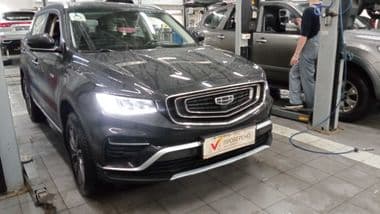 Geely Atlas Pro 2022 года, 48 680 км - вид 2