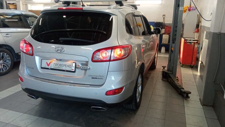 Hyundai Santa Fe, 2010 - вид 2