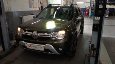 Renault Duster 2018 года, 222 100 км - вид 1