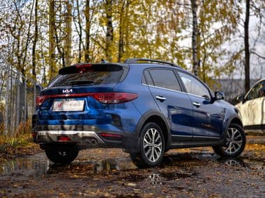 KIA Rio X 2021 года, 74 936 км - вид 2