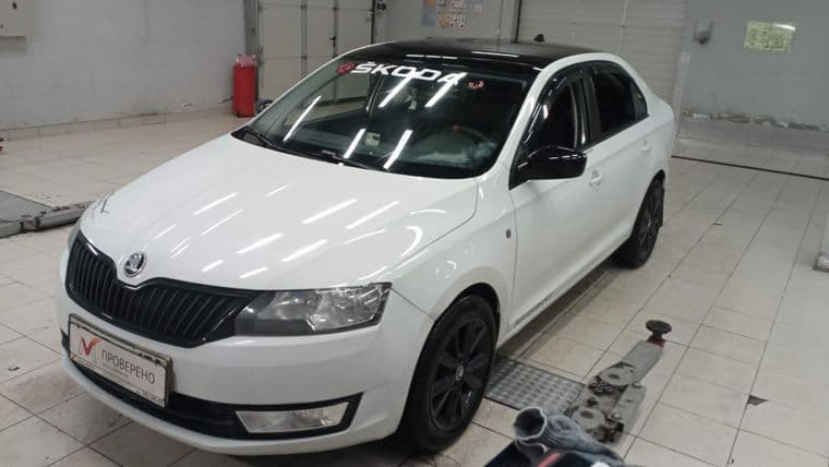 Skoda Rapid 2016 года, 132 241 км - вид 1