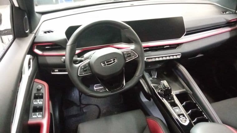 Geely Coolray, 2024 - вид 4