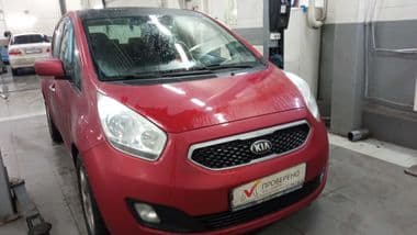 KIA Venga 2013 года, 103 000 км - вид 2