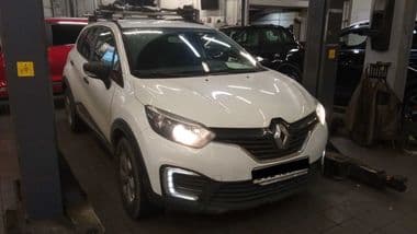 Renault Kaptur 2018 года, 83 835 км - вид 2