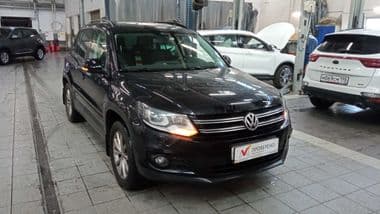 Volkswagen Tiguan 2015 года, 118 505 км - вид 2