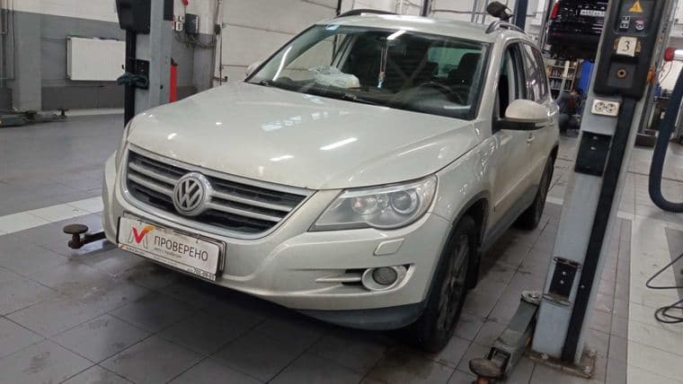 Volkswagen Tiguan 2011 года, 258 351 км - вид 1