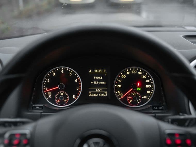 Volkswagen Tiguan, 2011 - вид 4