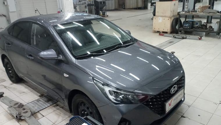 Hyundai Solaris 2021 года, 54 000 км - вид 2