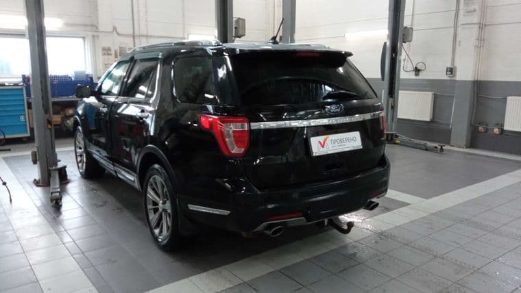 Ford Explorer, 2019 - вид 3