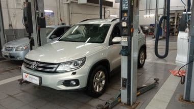 Volkswagen Tiguan 2013 года, 249 226 км - вид 1