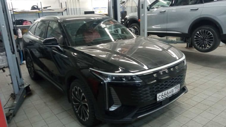 Exeed RX 2023 года, 40 438 км - вид 1