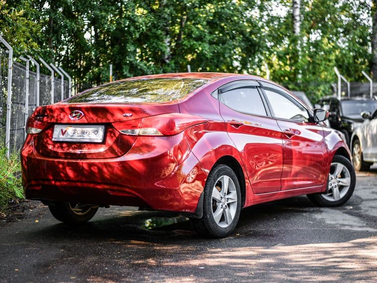 Hyundai Elantra, 2011 - вид 1