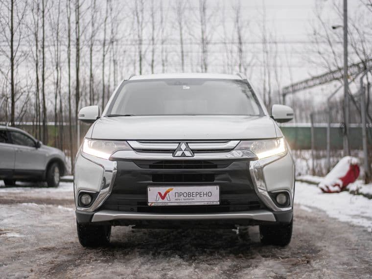 Mitsubishi Outlander, 2018 - вид 2
