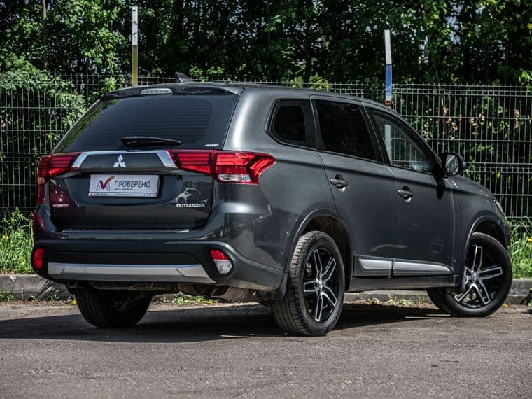 Mitsubishi Outlander, 2017 - вид 1