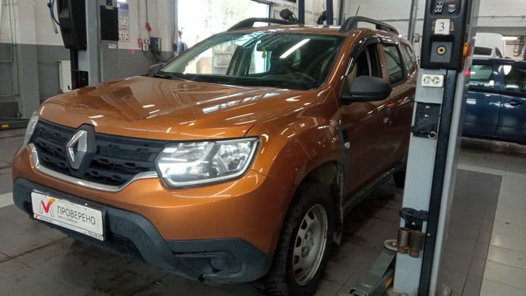 Renault Duster 2022 года, 114 508 км - вид 1