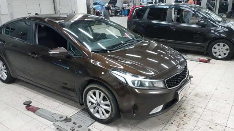 KIA Cerato 2018 года, 162 278 км - вид 2