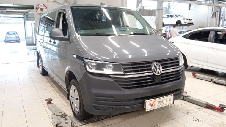 Volkswagen Transporter 2021 года, 101 782 км - вид 2