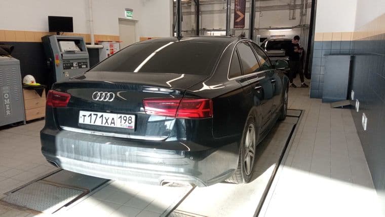 Audi A6, 2017 - вид 2