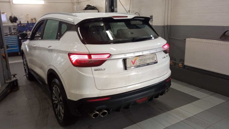 Geely Coolray, 2023 - вид 3