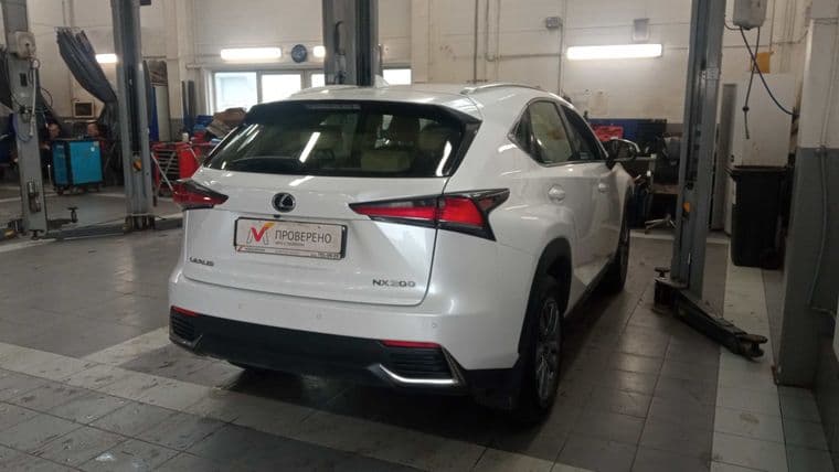 Lexus NX, 2017 - вид 2