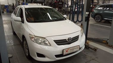 Toyota Corolla 2008 года, 253 398 км - вид 2