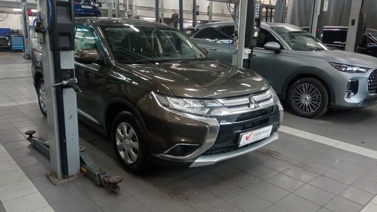 Mitsubishi Outlander 2018 года, 148 698 км - вид 1