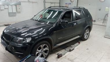 BMW X5 2013 года, 237 335 км - вид 1