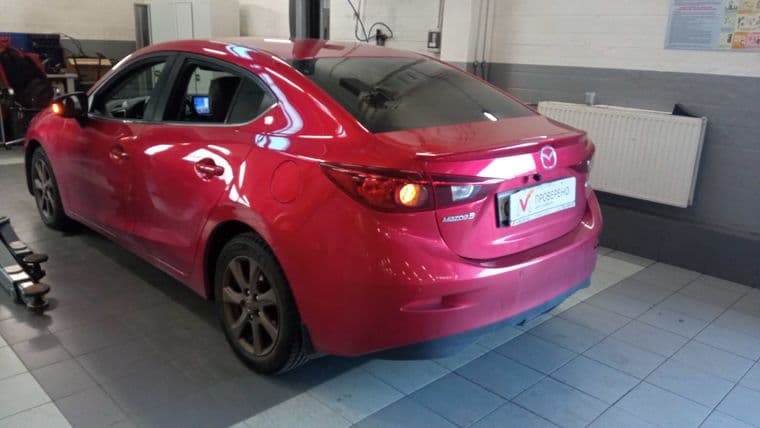 Mazda 3, 2013 - вид 3
