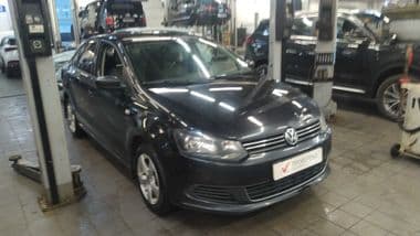 Volkswagen Polo 2013 года, 195 985 км - вид 2