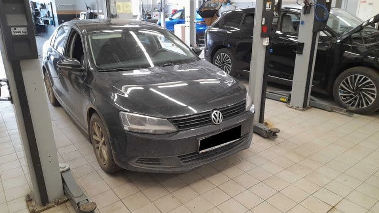 Volkswagen Jetta, 2013 - вид 1