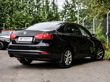 Volkswagen Jetta 2013 года, 225 849 км - вид 2