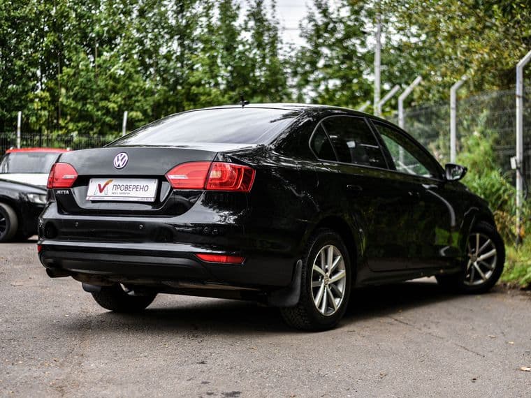 Volkswagen Jetta, 2013 - вид 1
