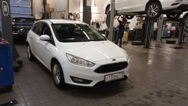 Ford Focus 2018 года, 76 096 км - вид 2