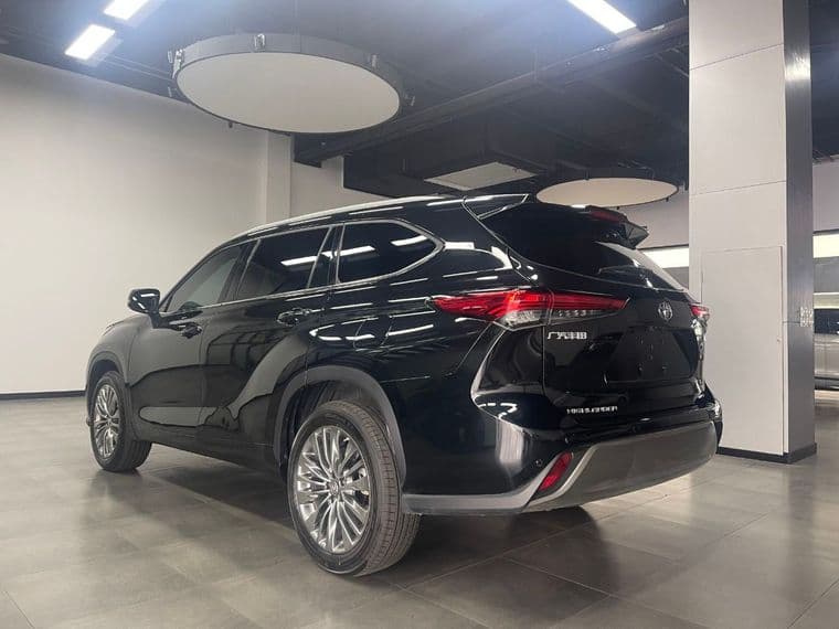 Toyota Highlander, 2023 - вид 4