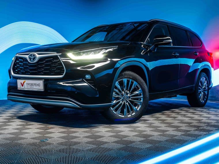 Toyota Highlander 2023 года, 8 226 км - вид 1